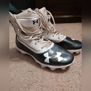 Under Armour Black and White Sneakers